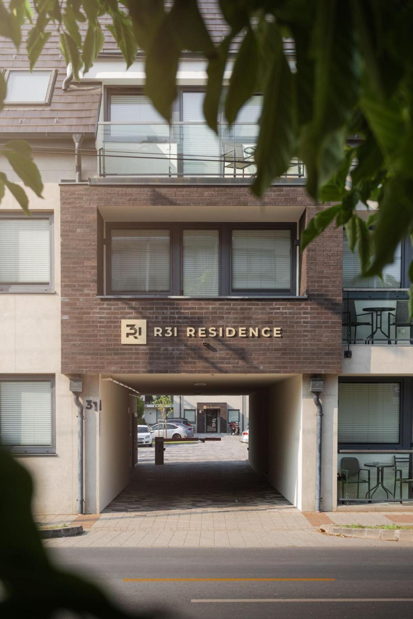 R31 Residence Sarvar Exterior foto